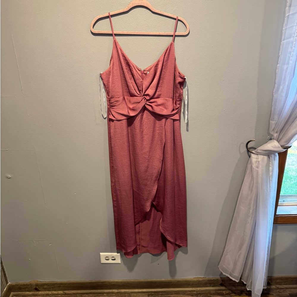 Bar III Dusty Rose Pink Twist-Front Midi Dress